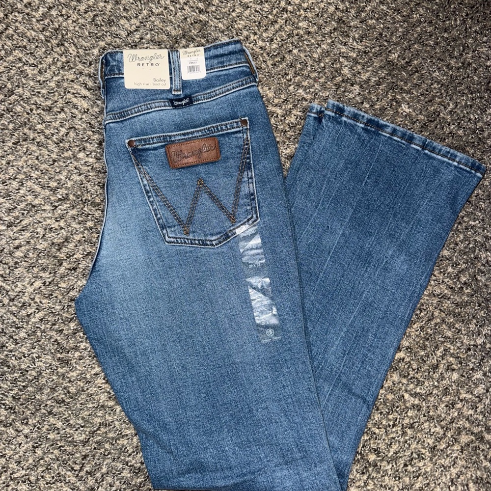 Wrangler Women's Classic Blue Boot Cut Jeans